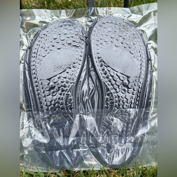 NWT Seekway unisex aqua socks - women's size 7-8 & men's size 6-7 - Picture 4 of 4